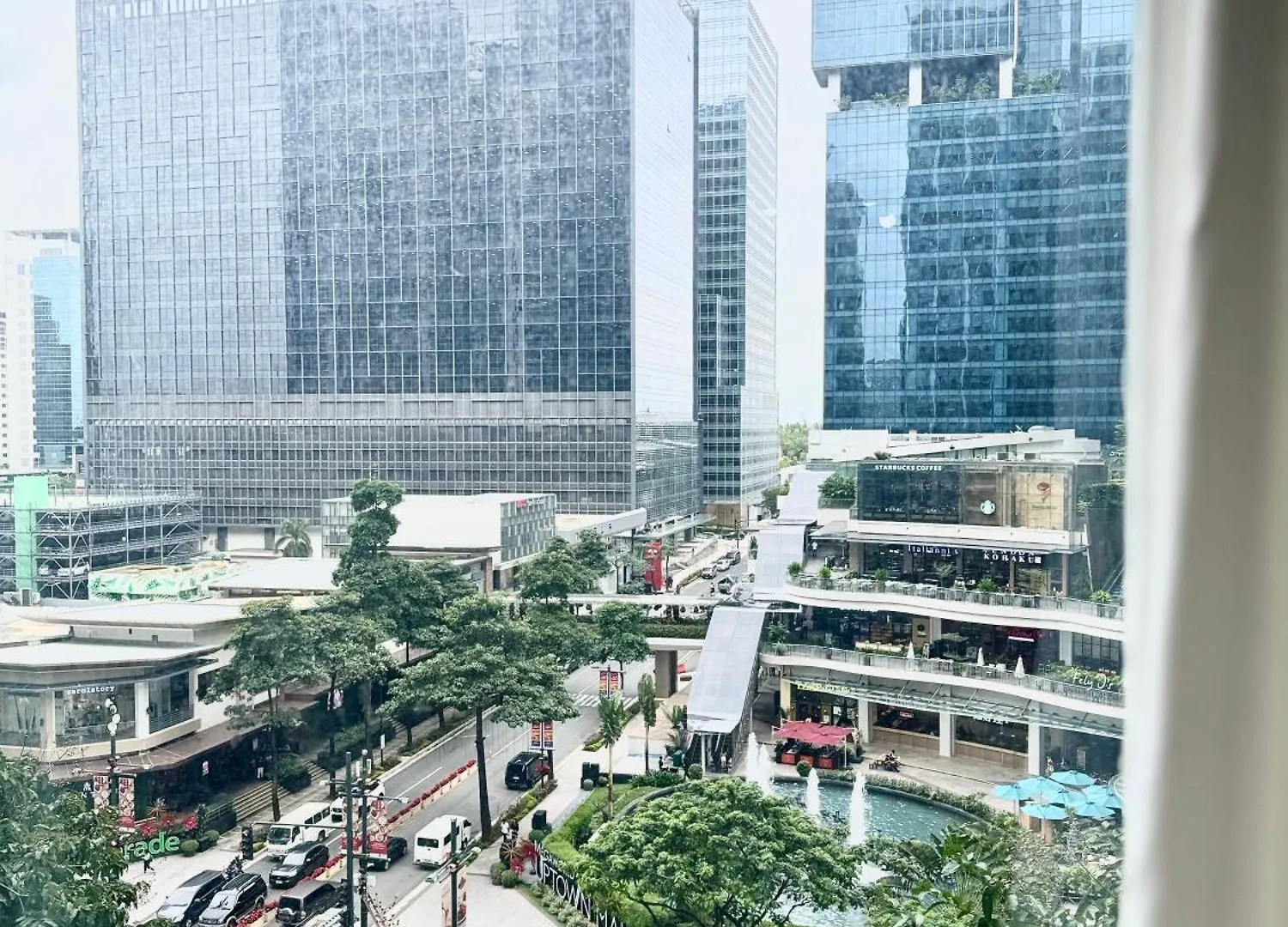 Cozi Urban 1Br Condo Beside One Uptown Mall Bgc Manila Apartment